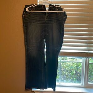 American Eagle Favorite Boyfriend, size 12 short.